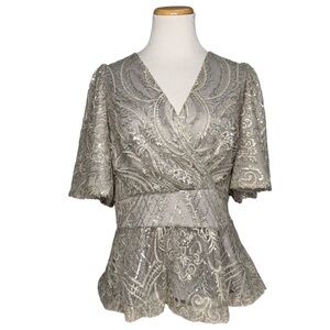 LAUREN RALPH LAUREN SILVER GRAY SEQUINS SHORT FLUTTER SLEEVE FITTED TOP SZ 12